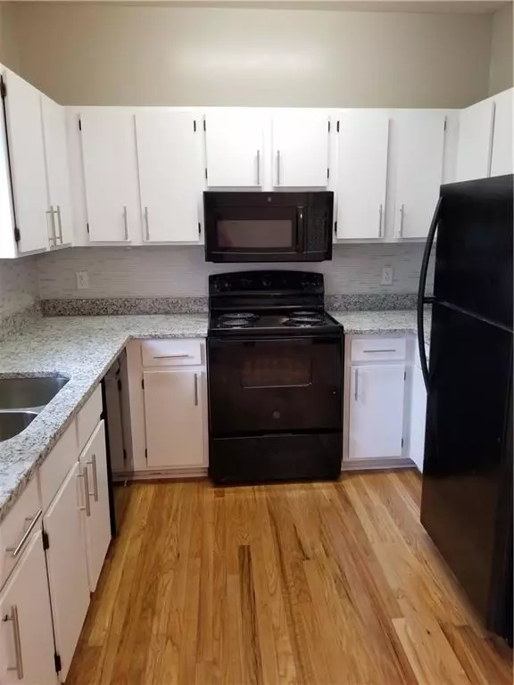 Marietta, GA 30008,1651 Massachusetts AVE SW #20