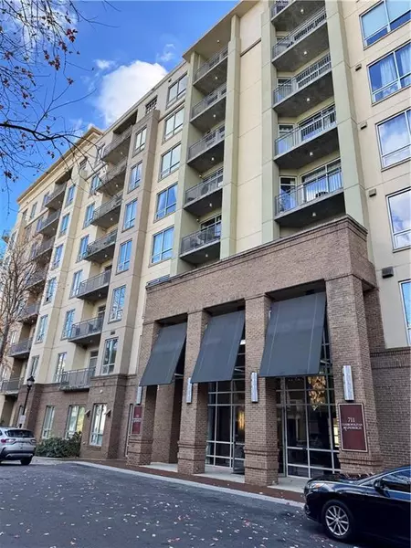 711 Cosmopolitan DR NE #426, Atlanta, GA 30324