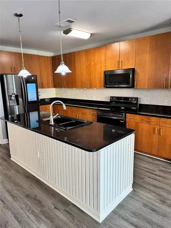 Atlanta, GA 30324,711 Cosmopolitan DR NE #426