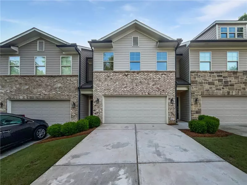 3279 Wild Basil LN, Buford, GA 30519