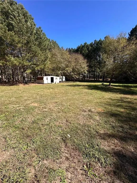 1136 Flagstone RD, Elberton, GA 30635