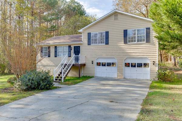 1809 Bullock DR, Loganville, GA 30052