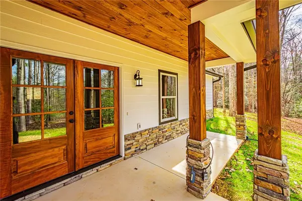 Dahlonega, GA 30533,90 Lake Point DR