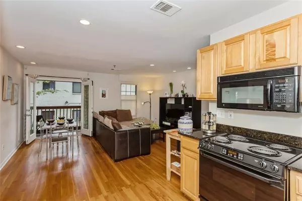 890 Glendale TER NE #7, Atlanta, GA 30309