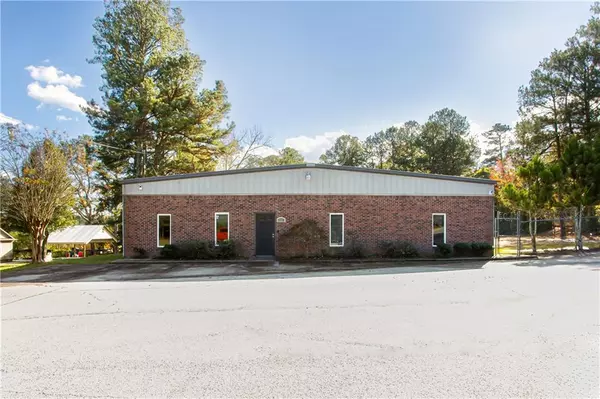 2433 Lake Rockaway RD NW, Conyers, GA 30012