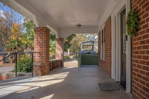 Winder, GA 30680,127 W Candler ST