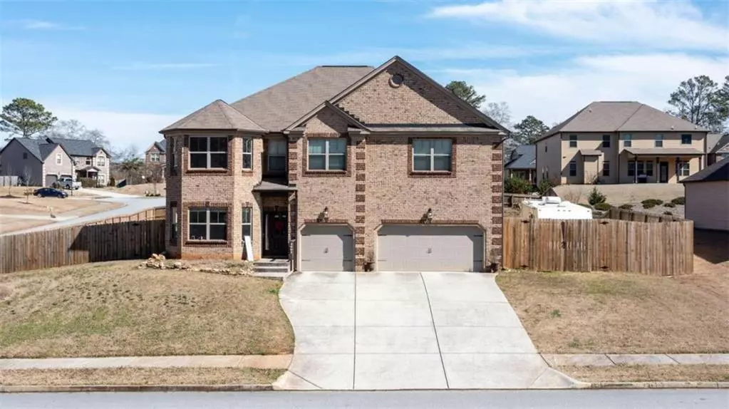 3493 Heritage Estates, Lithonia, GA 30038