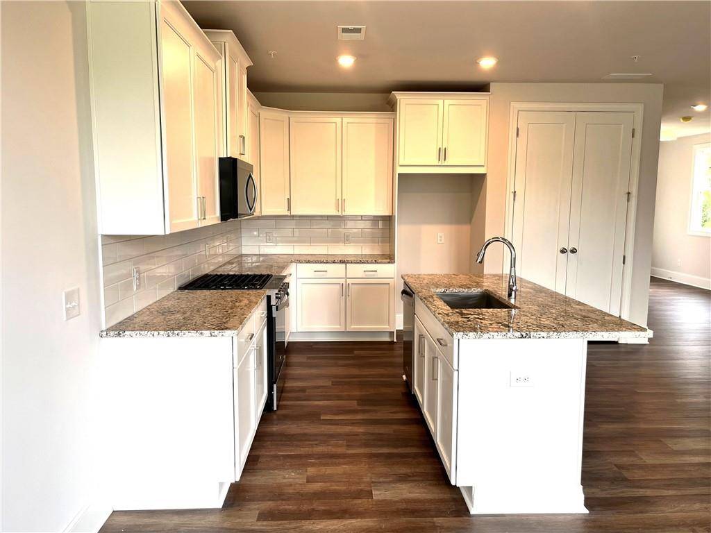 Marietta, GA 30008,1059 Crest Mill DR