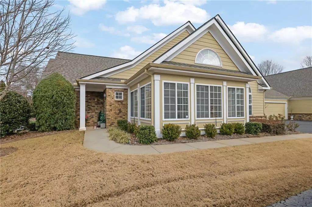 Alpharetta, GA 30004,402 Sweet Apple CIR