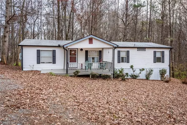 111 Lindsey LN, Jasper, GA 30143