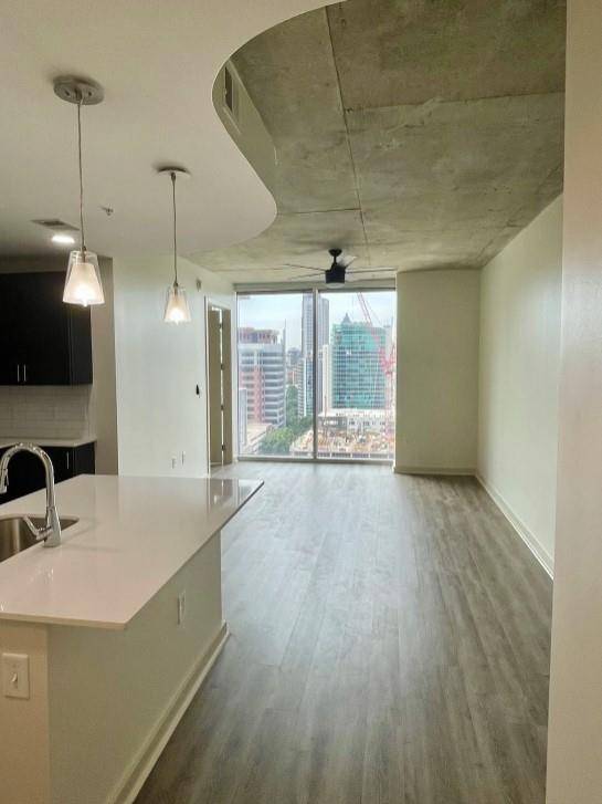 Atlanta, GA 30309,1080 W Peachtree ST NW #2207