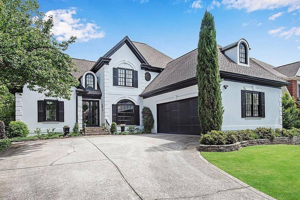 Atlanta, GA 30342,220 WINDSOR GATE CV NE