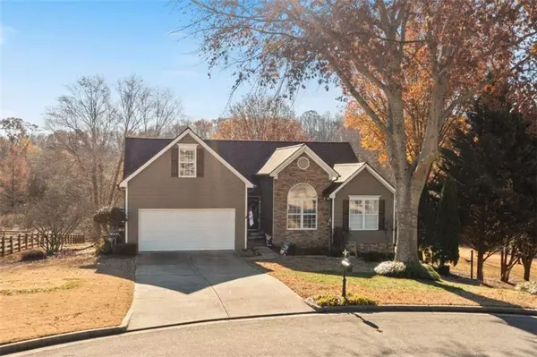 8915 Watersedge CT, Gainesville, GA 30506