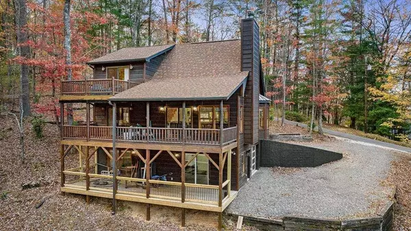 Ellijay, GA 30536,947 Mountain Oak RD