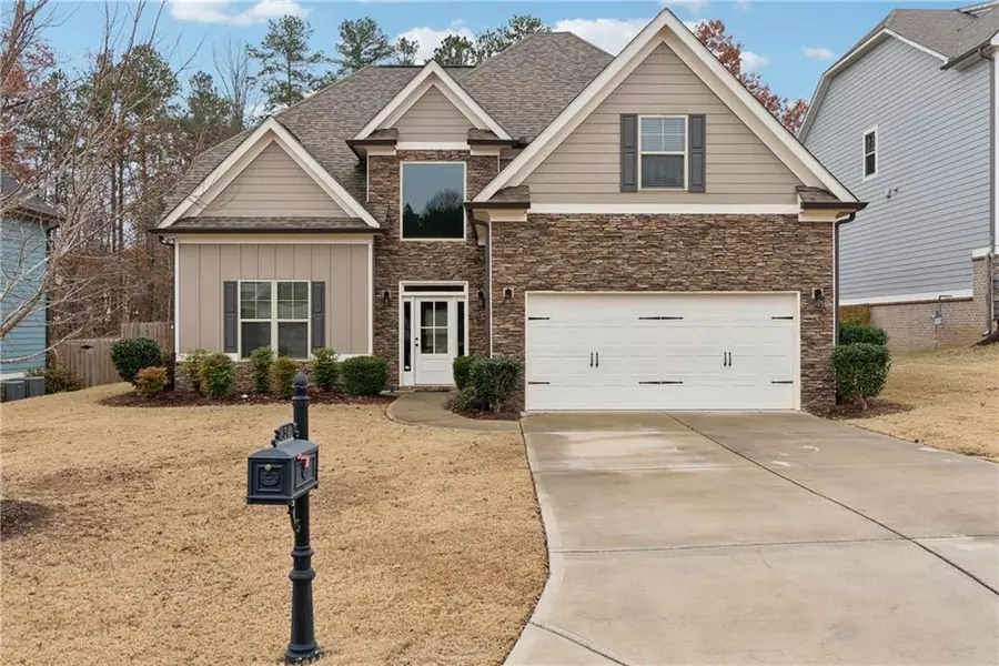 34 Lakewood CT SE, Cartersville, GA 30120