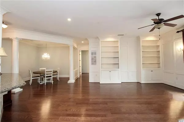 Marietta, GA 30060,351 Washington AVE NE #208