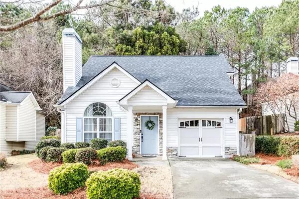 524 Parkstone LN, Woodstock, GA 30189