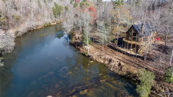 Cornelia, GA 30531,275 River Cliff DR