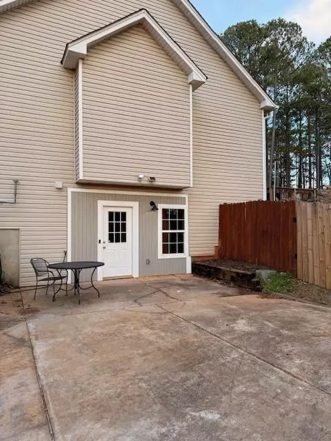 Flowery Branch, GA 30542,5551 Amber Cove WAY