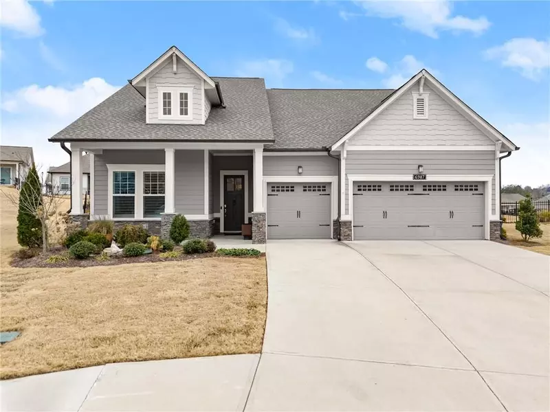 6987 Scenic Overlook TRCE, Flowery Branch, GA 30542