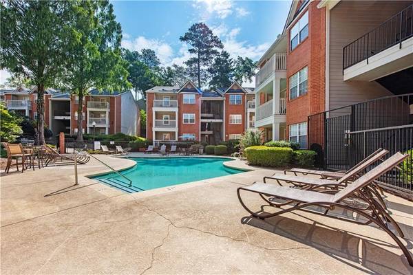 1022 Chastain Park CT NE, Atlanta, GA 30342