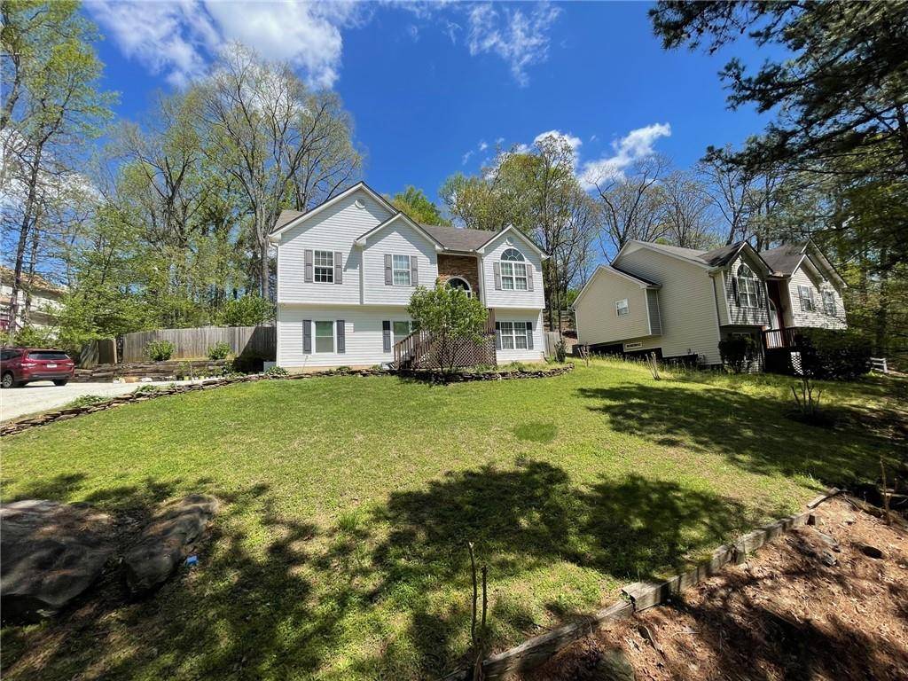 Lawrenceville, GA 30045,690 Maggie Mae LN