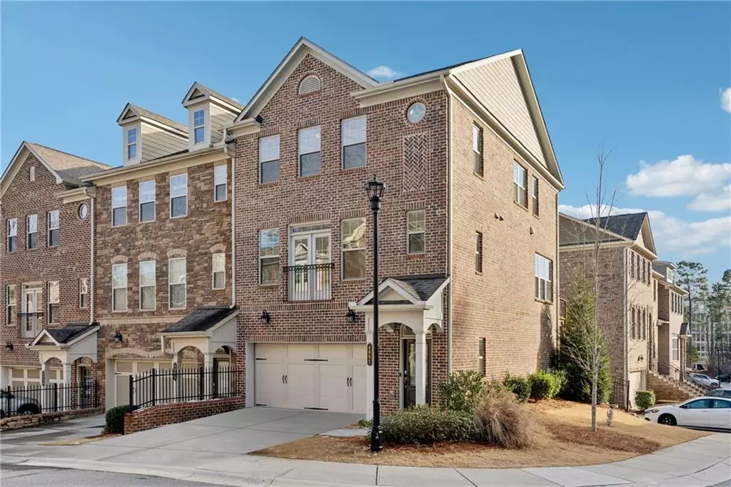 Atlanta, GA 30346,4051 Townsend LN