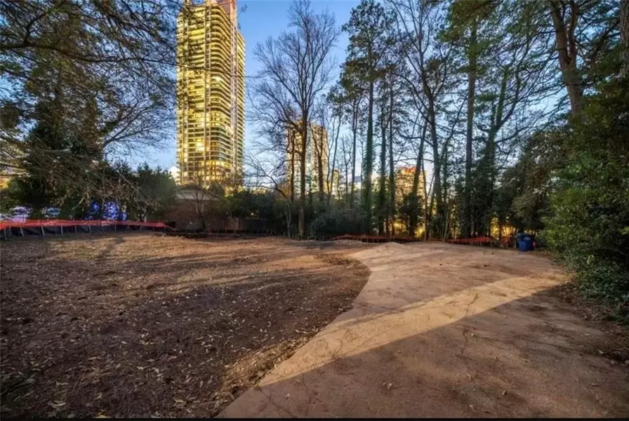 3746 Wieuca RD, Atlanta, GA 30342