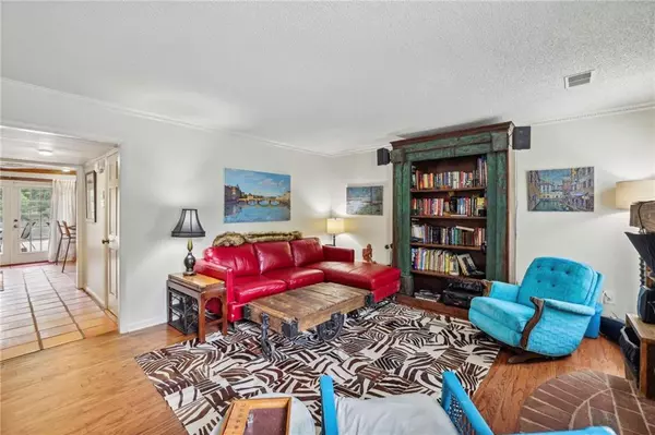 Atlanta, GA 30339,1053 Riverbend Club DR SE
