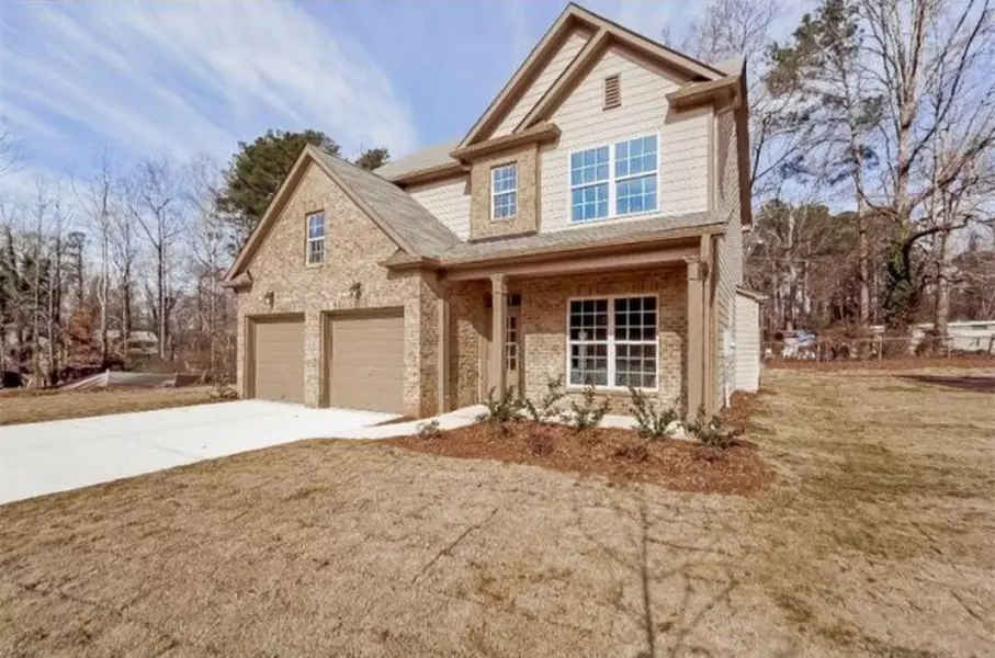 3894 Dunaire DR, Stone Mountain, GA 30083