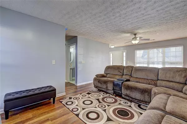 Newnan, GA 30265,80 Roxbury LN