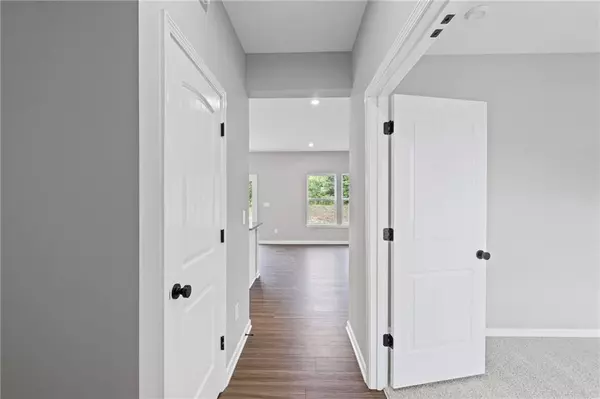 Euharlee, GA 30120,136 Cherry Glen WAY