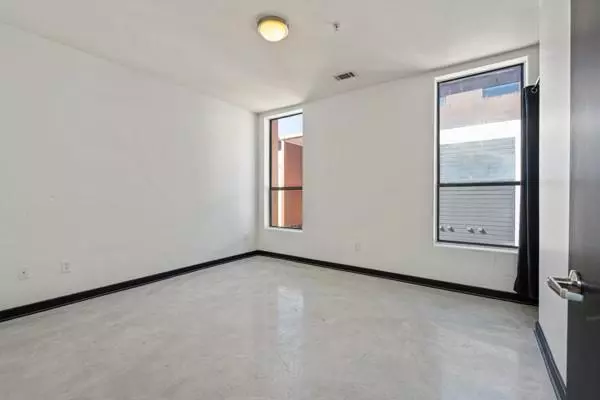 Atlanta, GA 30307,972 Dekalb AVE NE #203