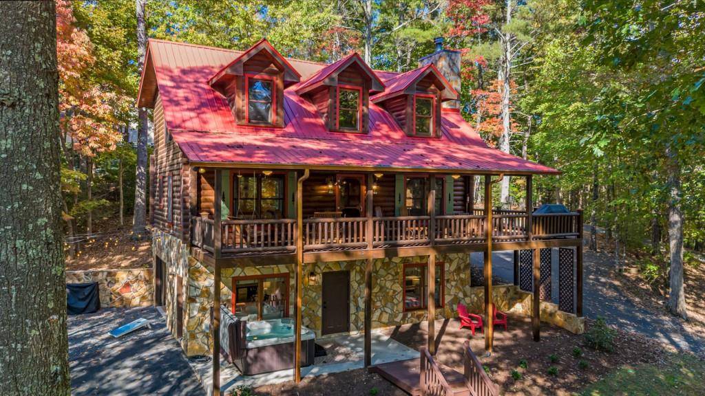 208 Crestview LN, Cherry Log, GA 30522