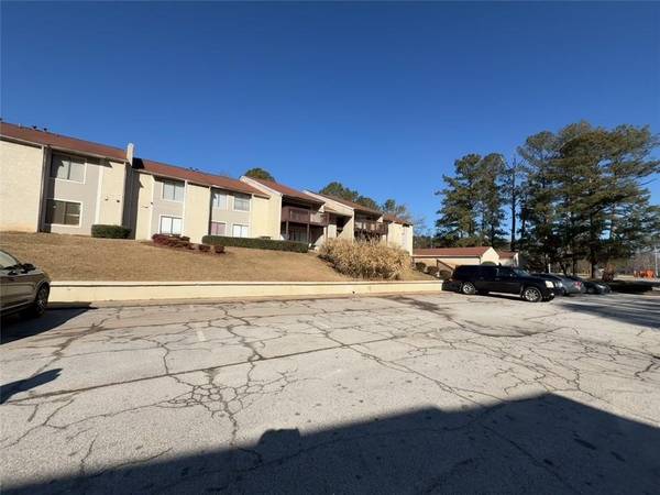 3575 Oakvale RD #303, Decatur, GA 30034