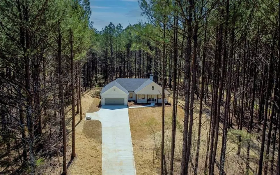 3268 Antioch RD, Cedartown, GA 30125