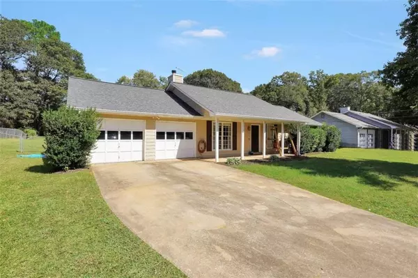 Locust Grove, GA 30248,107 Gwenellen DR