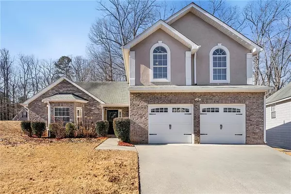 6910 Cutters CV, Lithonia, GA 30058