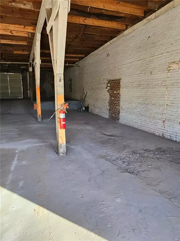 Ellenwood, GA 30294,5262 Bouldercrest RD