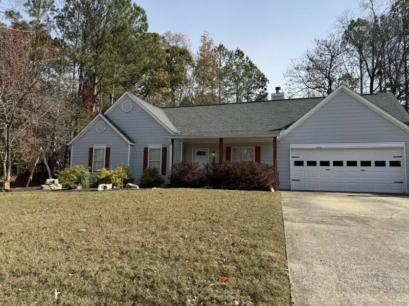 526 Bluff CT, Woodstock, GA 30188