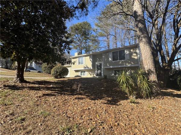 2101 Scarbrough DR,  Stone Mountain,  GA 30088