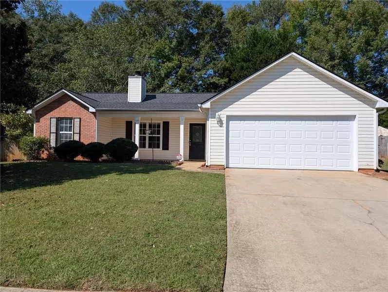 493 Sarahs LN, Locust Grove, GA 30248