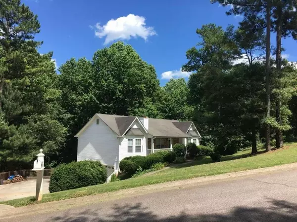 165 Lost Lake TRL, Villa Rica, GA 30180