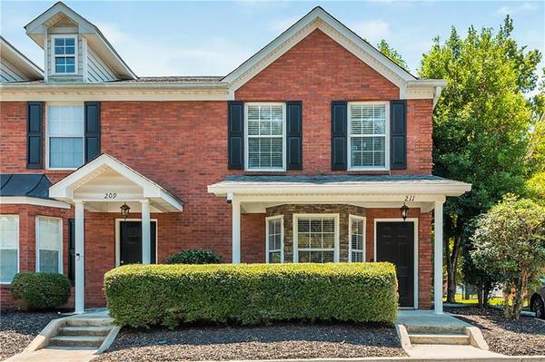 211 Morris LN,  Woodstock,  GA 30188