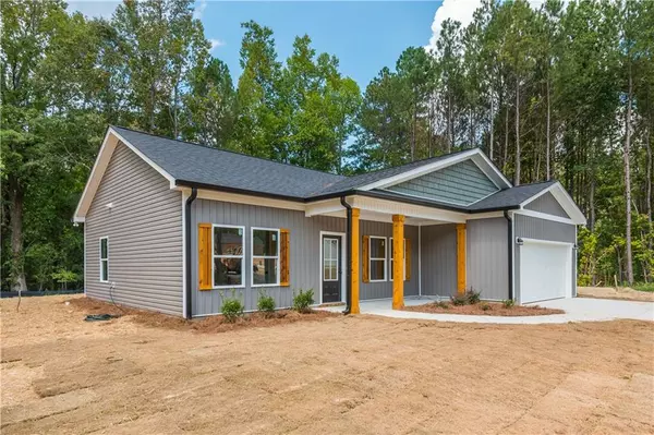 121 Hunters LN, Powder Springs, GA 30127