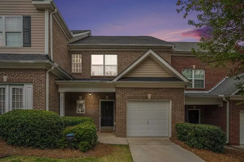 141 Mill Pond Xing #C2, Carrollton, GA 30116