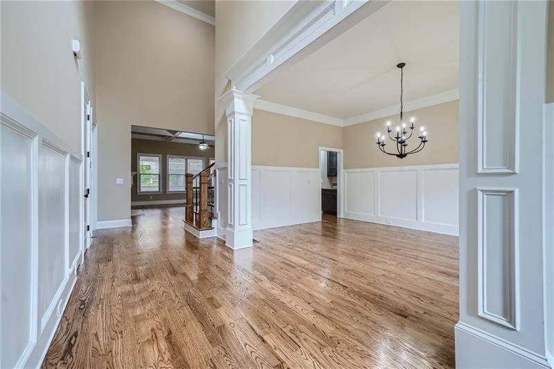 Sandy Springs, GA 30328,631 MABRY RD