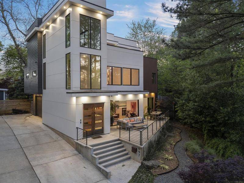 697 Kendall ST NE, Atlanta, GA 30312