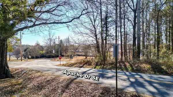 Acworth, GA 30102,4174 Apache DR SE