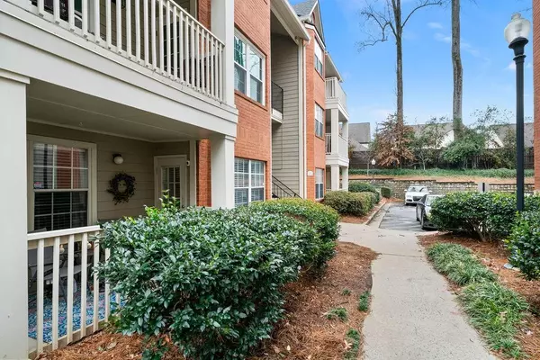 Atlanta, GA 30342,3066 Chastain Park CT NE